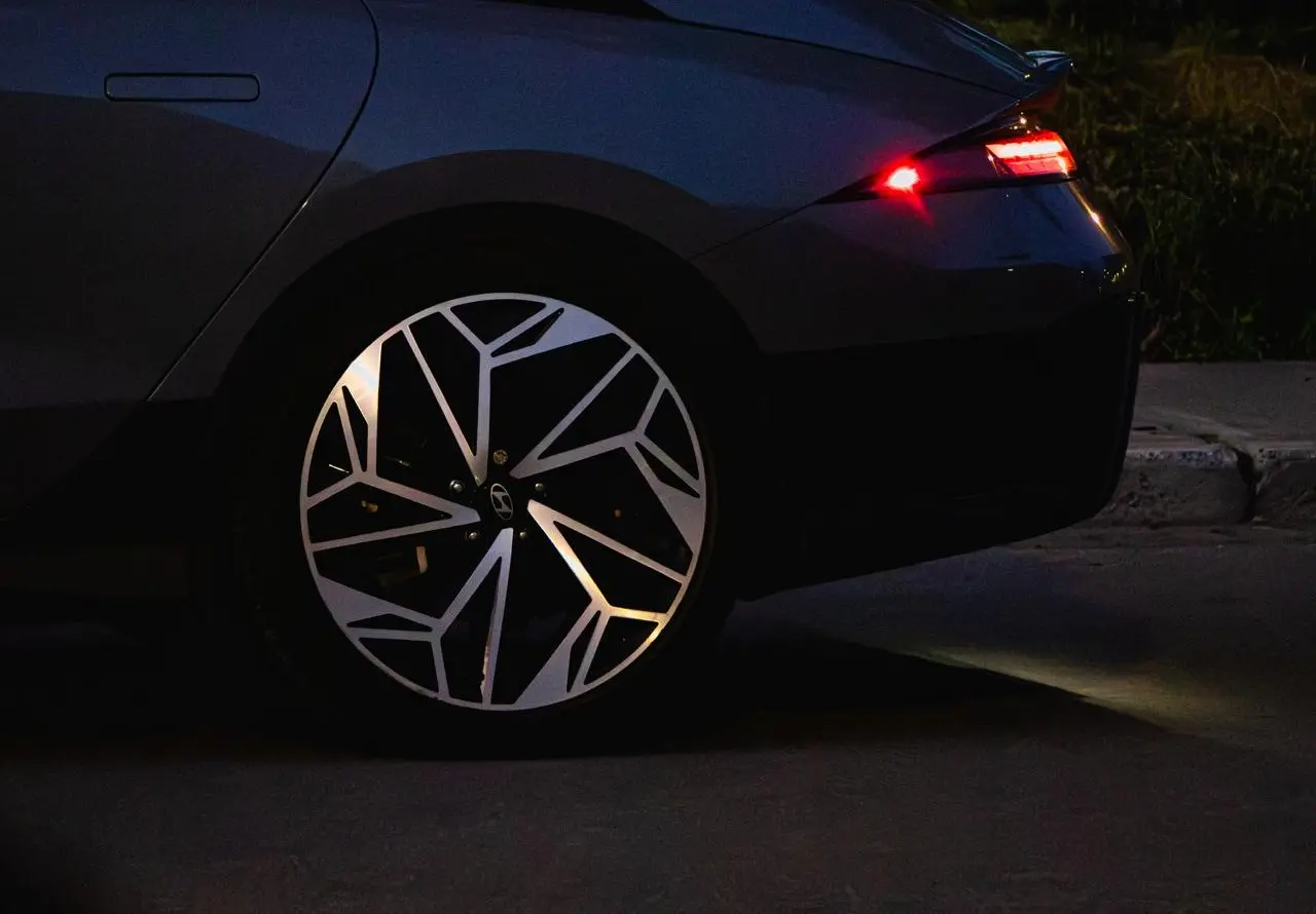 Hyundai Ioniq 6 2026, photo 2 of 4