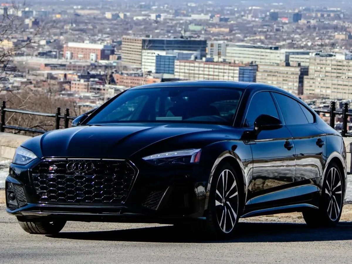 Location Audi S5 Sportback 2023 à Montréal